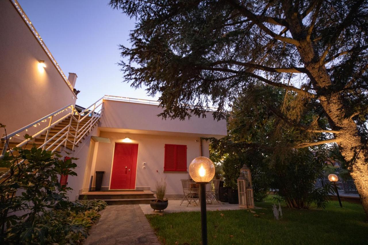 Villa Elia Suite Room Bellaria-Igea Marina Exterior photo
